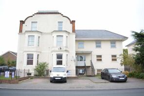 Flat 2, 23, Temple Road, Epsom KT19 8EY