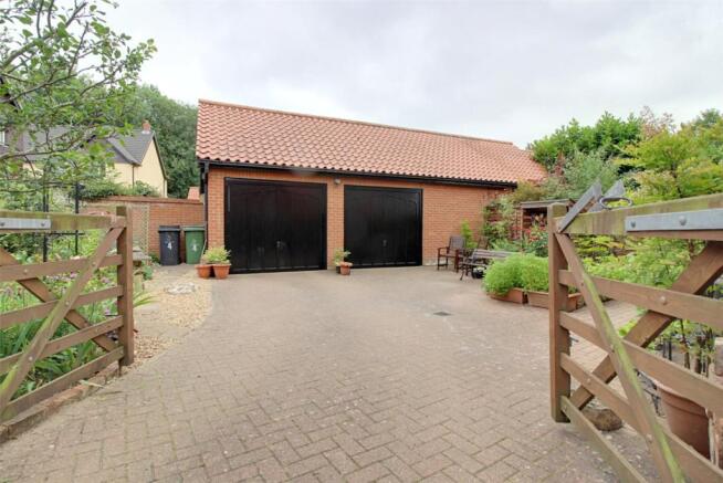 Double Garage