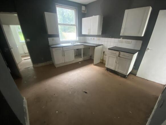 4 bed Terraced for sale Image 7