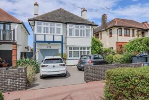 113, Marine Parade, Leigh-on-sea SS9 2RH
