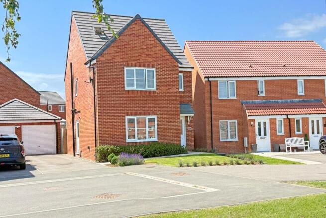 4 bed Detached to rent in swarcliffe north yorkshire