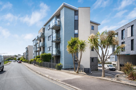 Pentire Crescent, Newquay
