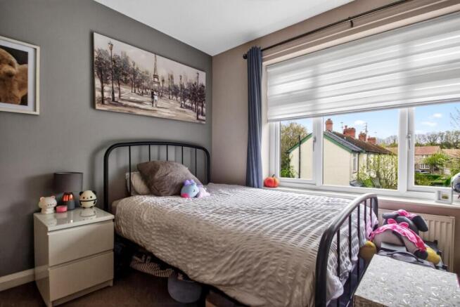 3 bed Terraced for sale Image 12