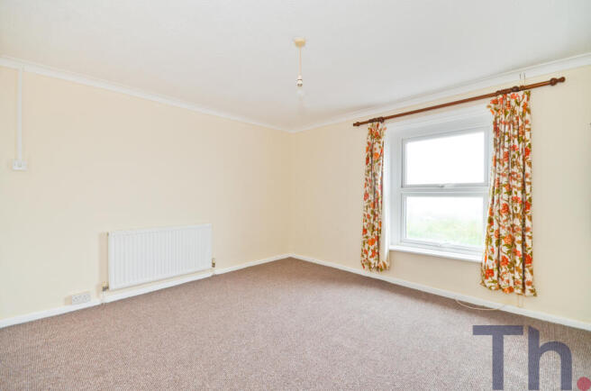 Bedroom 1.JPG