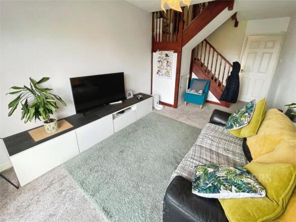 Bicton Avenue, Worcester, Worcestershire photo 4