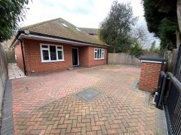 2a, Richmond Road, Potters Bar EN6 1HW
