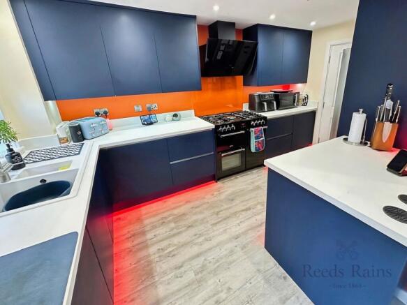 Dining Kitchen