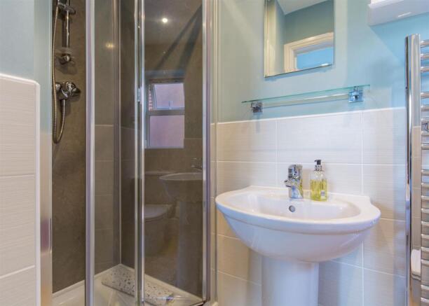En-Suite Shower Room B1