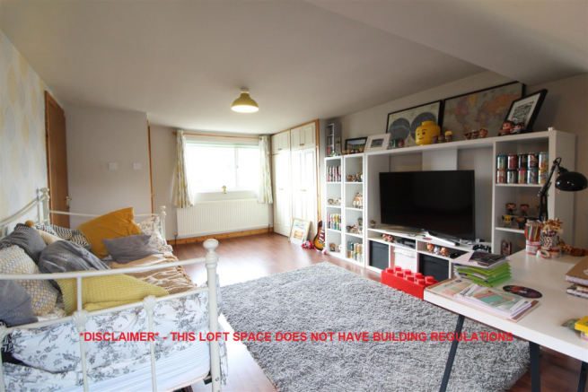 Loft space/bedroom 4