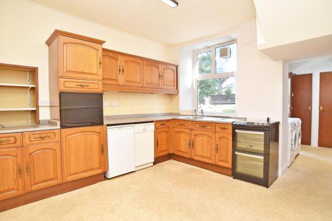 3 bed Town House for sale Image 5