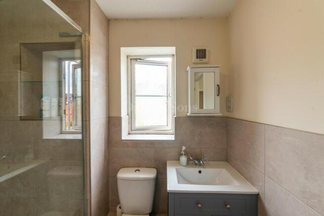 En-suite shower room