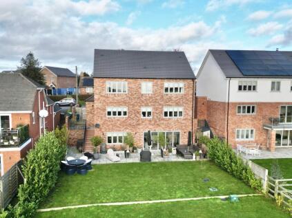 Stafford Road, Woodseaves, ST20