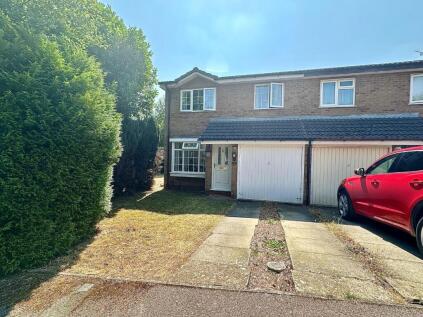 Shedfield Way, East Hunsbury, Northampton NN4