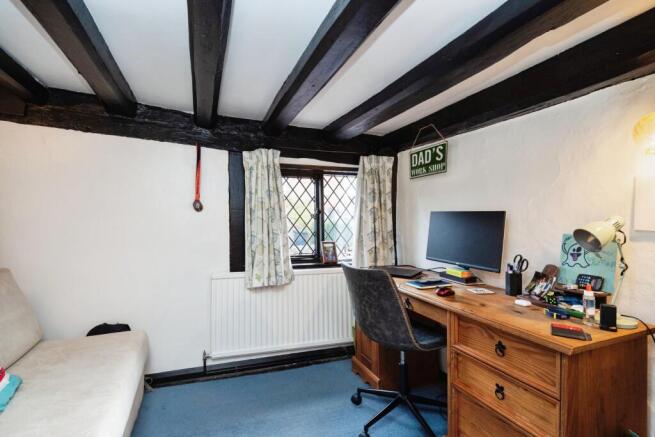 Bedroom/Office