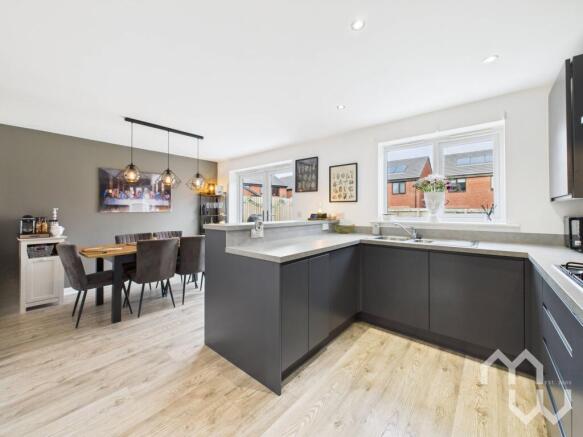 Open Plan Kitchen | Diner