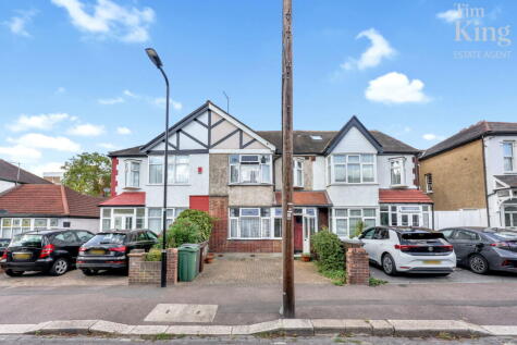 Chingford Avenue, London, E4 6RP