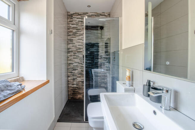2 bed Terraced to rent Image 11