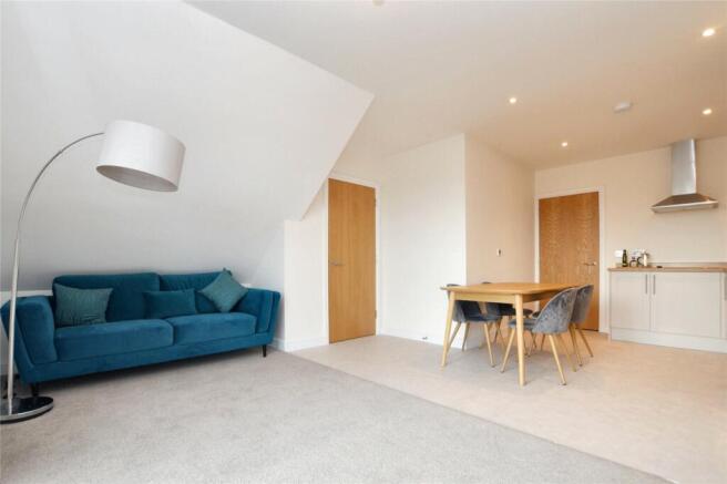 2 bed Apartment for sale Image 6