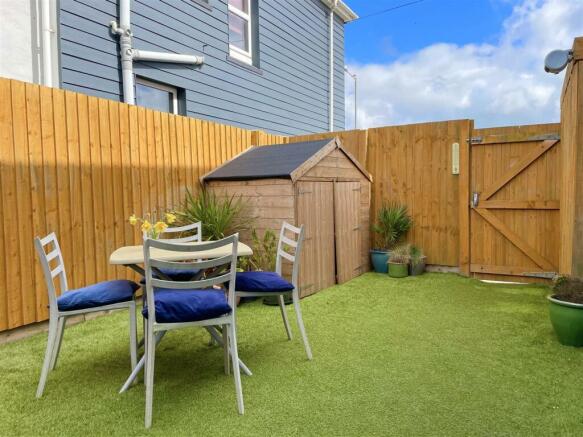 ANNEXE GARDEN