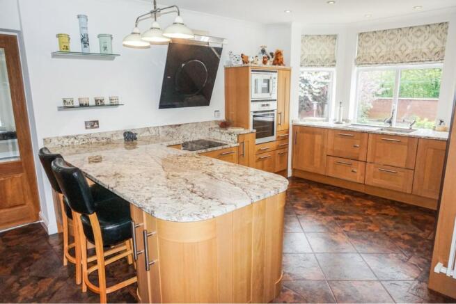 Kitchen/Breakfast
