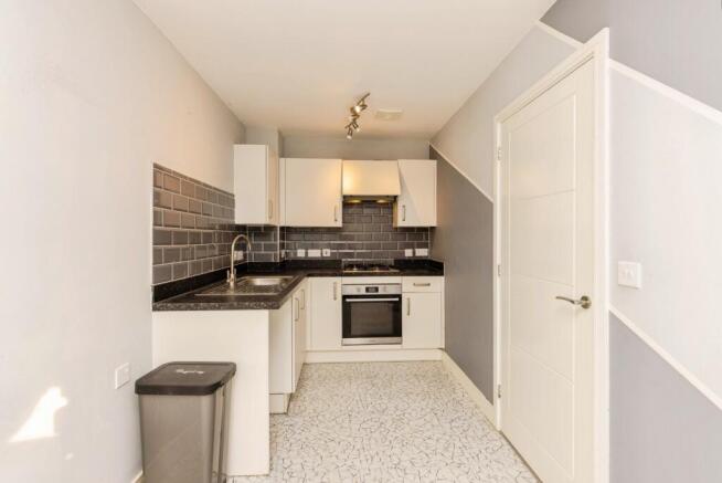 2 bed Terraced for sale Image 12