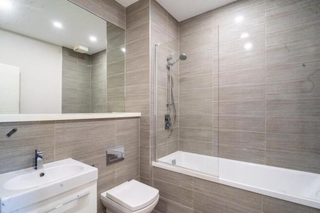 1 bed Flat for sale Image 4