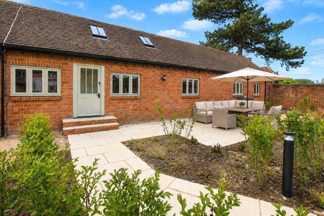 No.5 The Courtyard