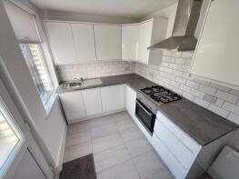 Flat, Grosvenor Court, Adenmore Road, London SE6 4FD