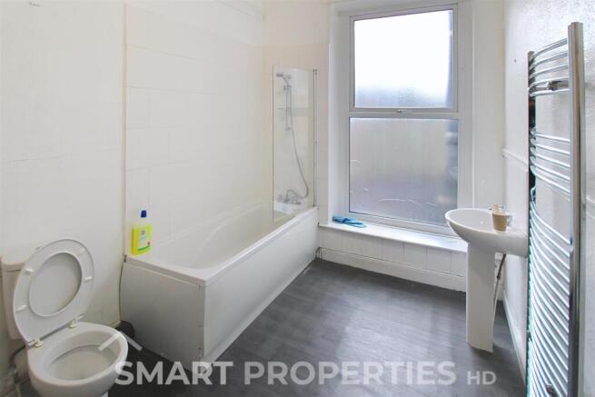 1 bed House to rent Image 4