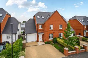 20, Ewshot Gardens, Ewshot, Farnham GU10 5DG