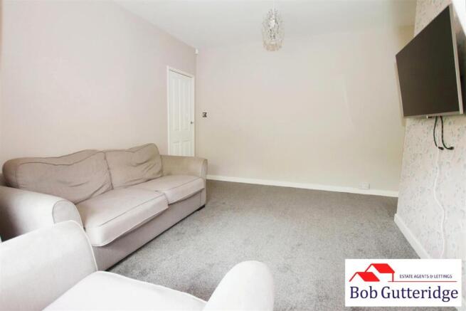 BAY FRONTED LOUNGE