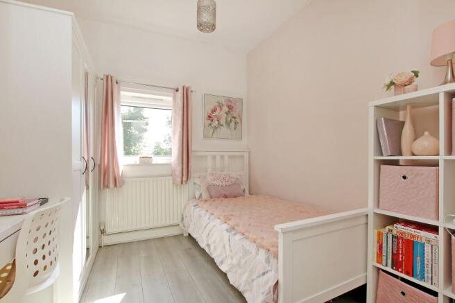 3 bed Terraced for sale Image 9
