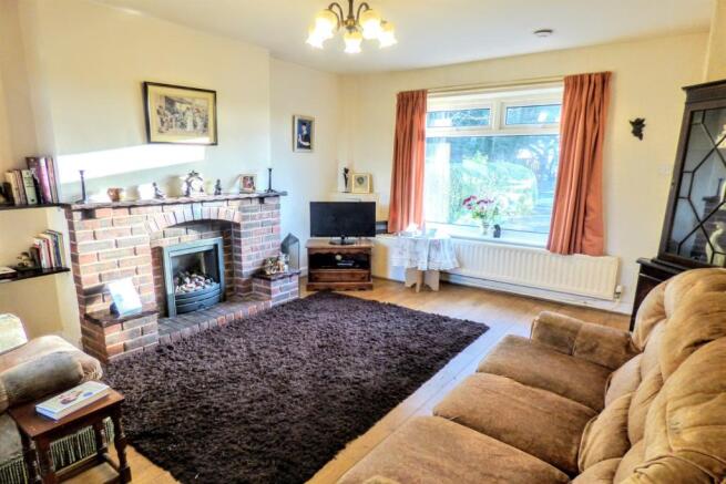 Lounge 2