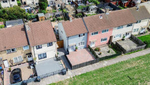 25, Cotswold Green, Leicester LE4 2LG