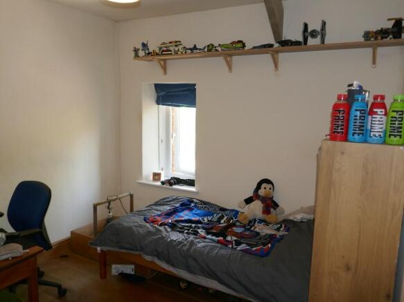Photo 7