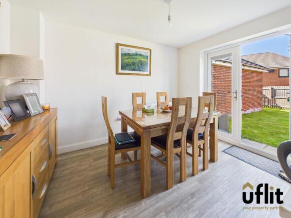 4 bed Detached for sale Image 12