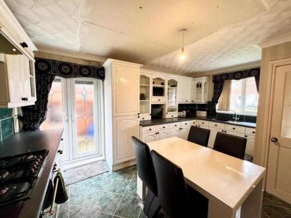 2 bed End of Terrace for sale Image 4