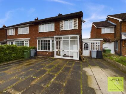 Balmoral Drive, Poynton, Cheshire East, SK12 1JN