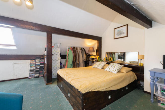Bedroom 4 b