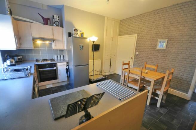 Dining kitchen