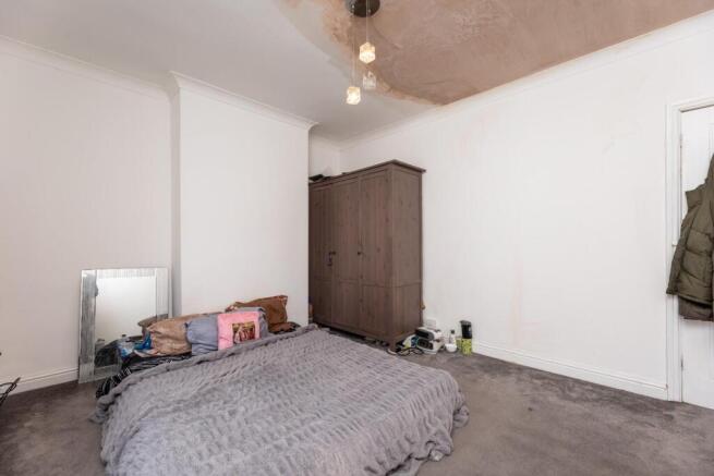 2 bed Terraced for sale Image 8