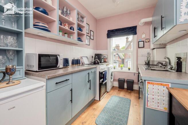 4 bed Maisonette for sale Image 4