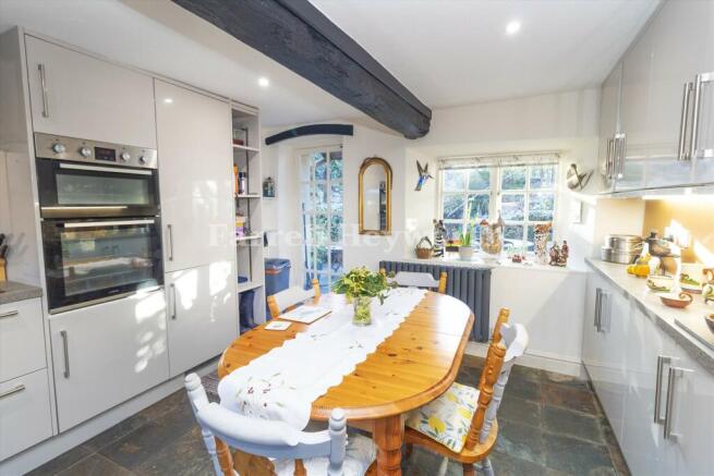 Kitchen Dining 3