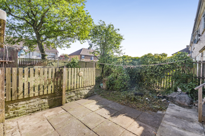 3 bed Terraced for sale Image 5