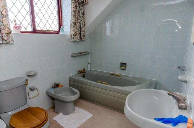 Bedroom One Ensuite