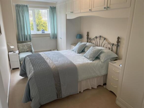 bedroom 3.JPG