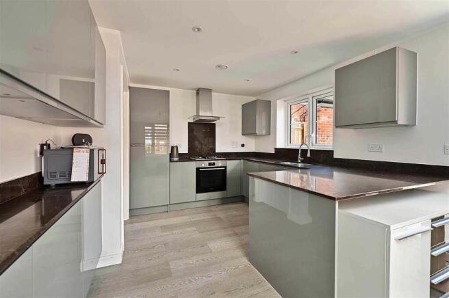 Kitchen/Dining Room