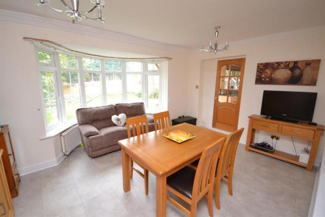Dining Room.JPG