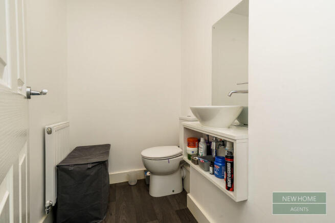 3 bed Terraced for sale Image 9