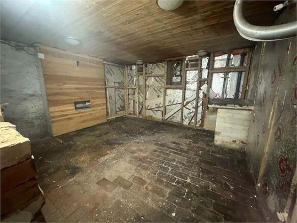 2 bed Terraced for sale Image 11